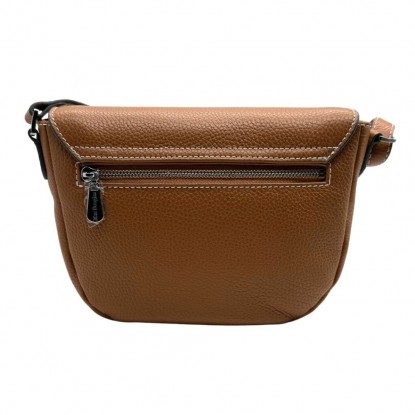 Sac bandoulière Mac Douglas de couleur camel vue de derrière avec un fond blanc