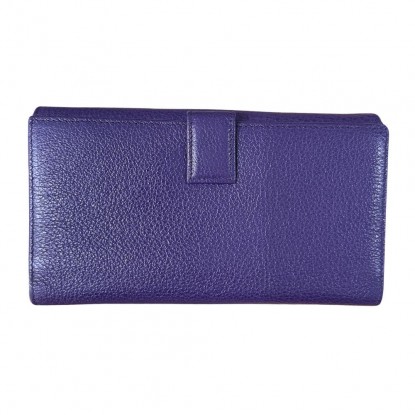 Portefeuille Mac Douglas MCDD GONDOLE BUNI de couleur violet vue de derrière avec un fond blanc