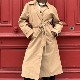 trench vu d'ensemble de couleur beige