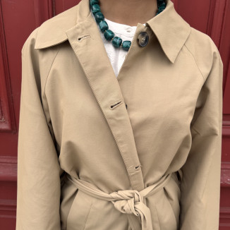 trench vu d'ensemble de couleur beige