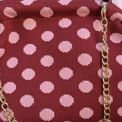 zoom sur le motif de la pochette