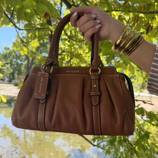 sac vu de face