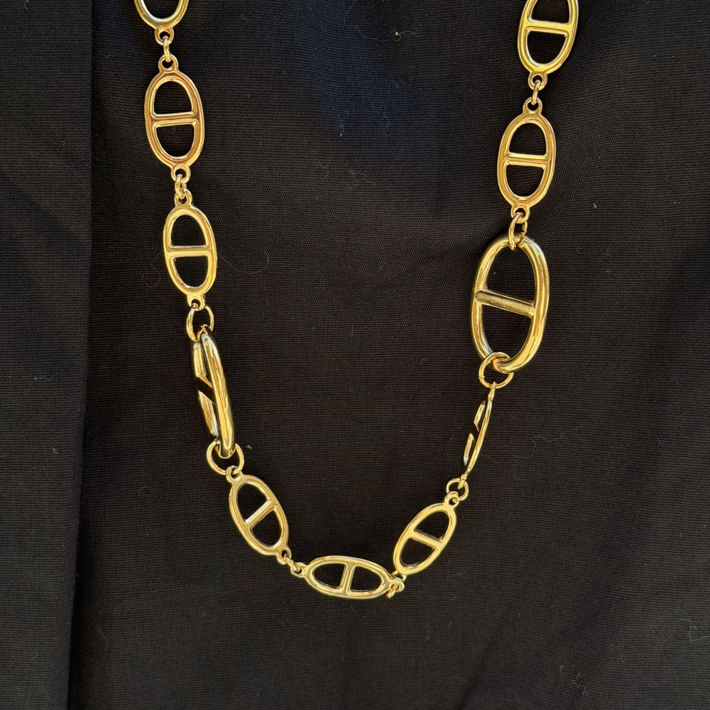 zoom sur le collier