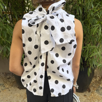 blouse vu de dos