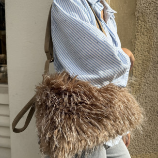 Pochette en Fourrure Le Voyage en Panier