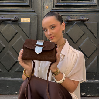 sac en cuir de vachette couleur chocolat avec bande doré